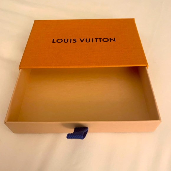 Louis Vuitton rare abd collectible , authentic - Picture 4 of 7